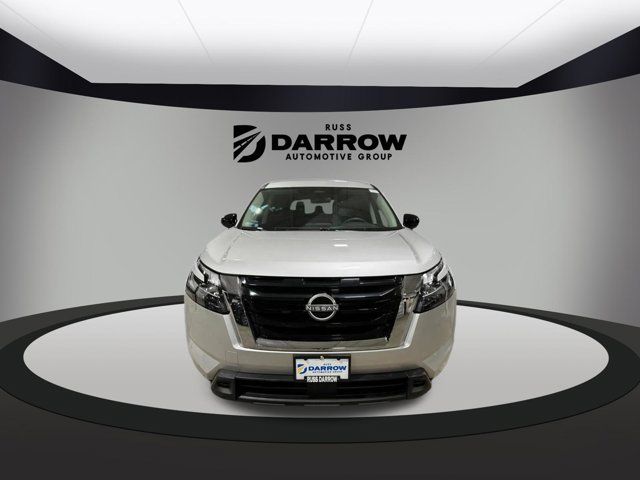 2023 Nissan Pathfinder S