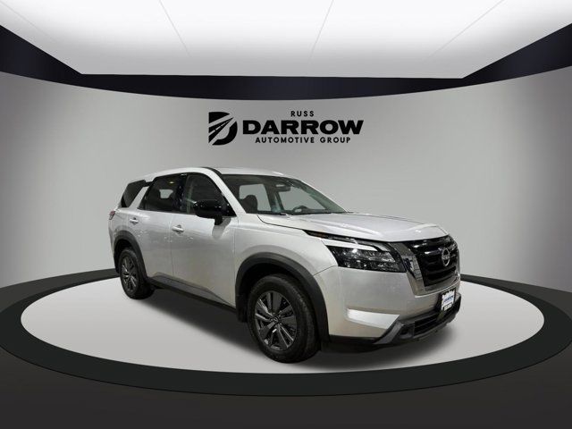 2023 Nissan Pathfinder S