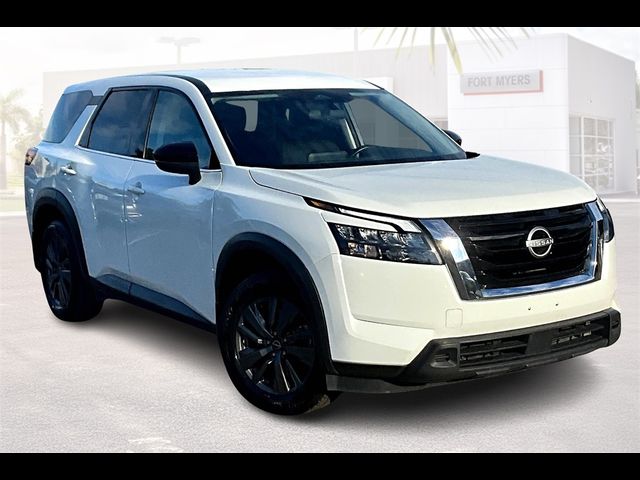 2023 Nissan Pathfinder S