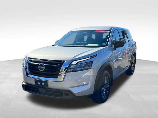 2023 Nissan Pathfinder S