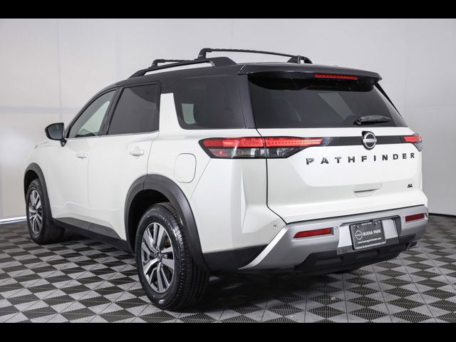 2023 Nissan Pathfinder SL