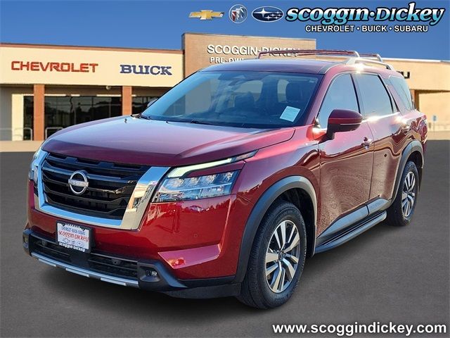 2023 Nissan Pathfinder SL