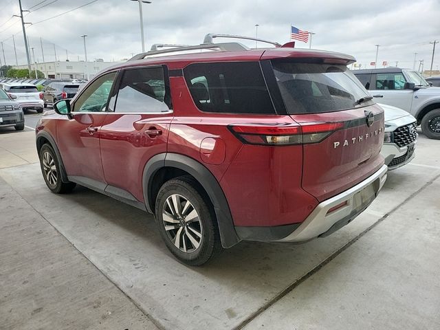 2023 Nissan Pathfinder SL