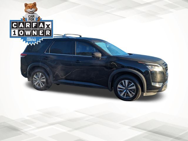 2023 Nissan Pathfinder SL