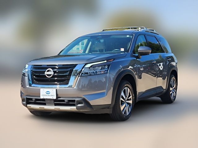 2023 Nissan Pathfinder SL