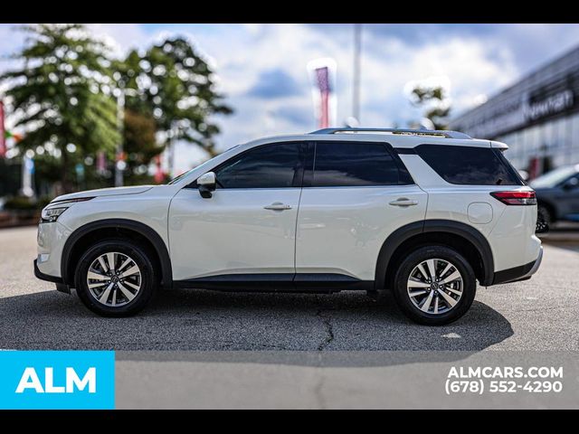 2023 Nissan Pathfinder SL