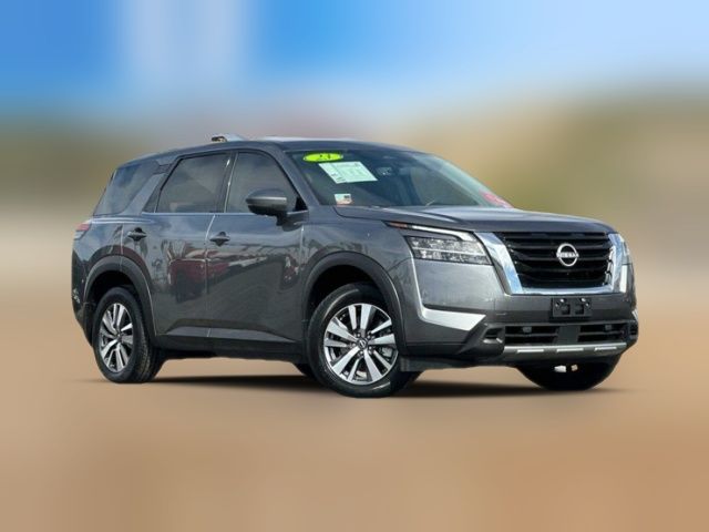 2023 Nissan Pathfinder SL