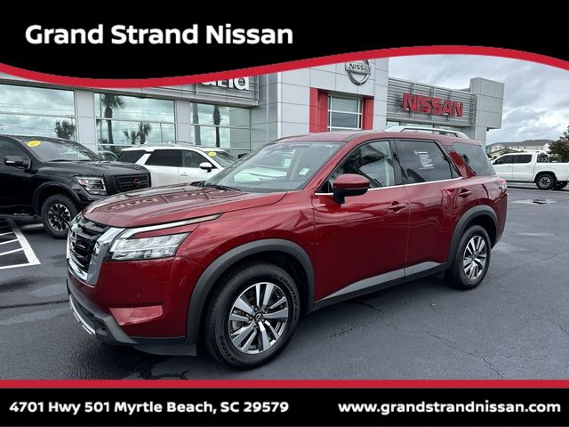 2023 Nissan Pathfinder SL