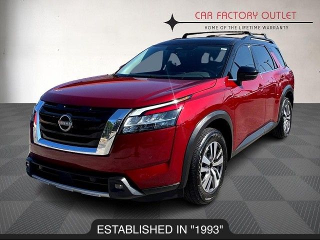 2023 Nissan Pathfinder SL