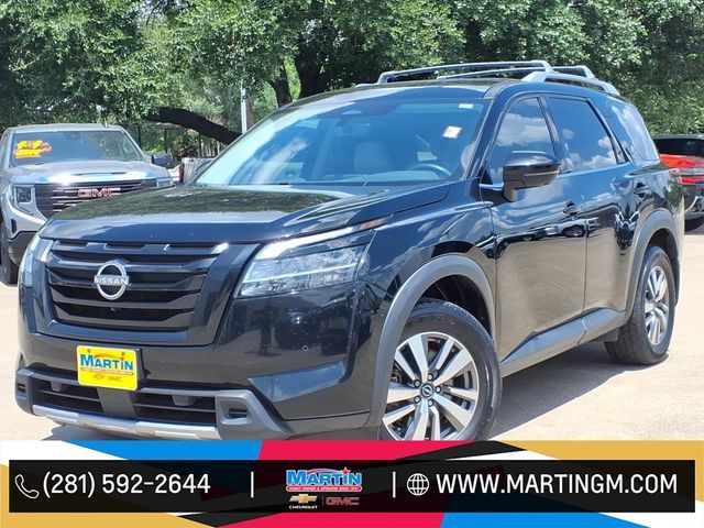2023 Nissan Pathfinder SL