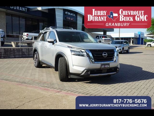 2023 Nissan Pathfinder SL