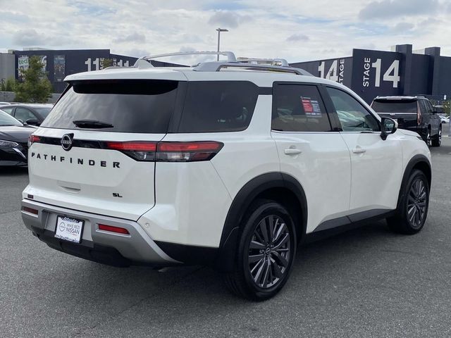 2023 Nissan Pathfinder SL