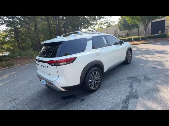 2023 Nissan Pathfinder SL