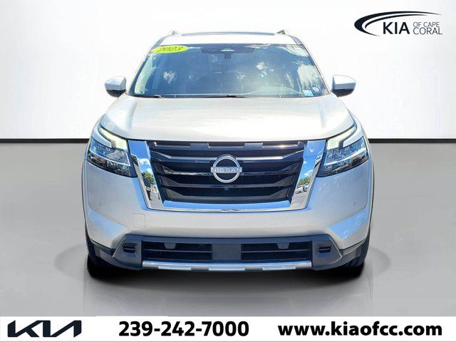 2023 Nissan Pathfinder SL