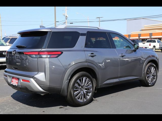 2023 Nissan Pathfinder SL