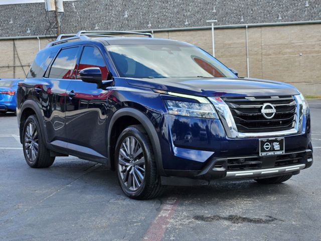 2023 Nissan Pathfinder SL