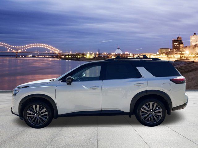 2023 Nissan Pathfinder SL