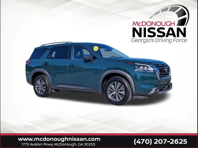 2023 Nissan Pathfinder SL