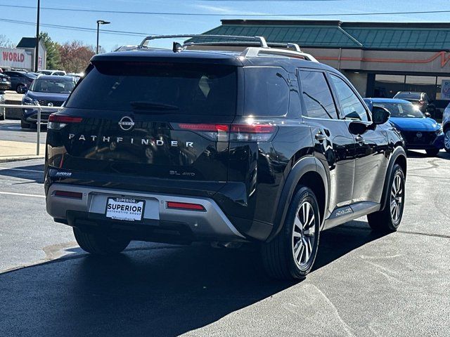 2023 Nissan Pathfinder SL