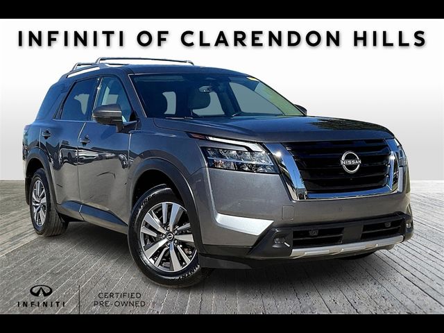 2023 Nissan Pathfinder SL