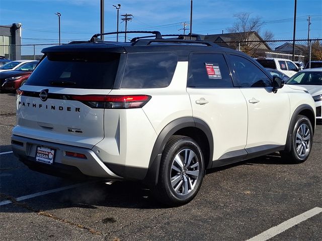 2023 Nissan Pathfinder SL