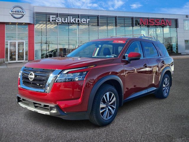 2023 Nissan Pathfinder SL