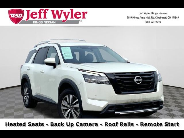 2023 Nissan Pathfinder SL