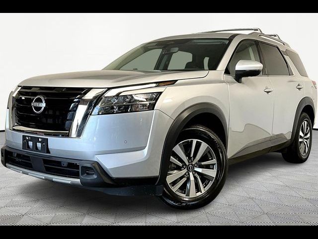 2023 Nissan Pathfinder SL