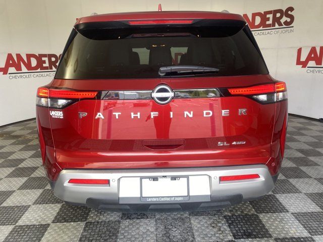 2023 Nissan Pathfinder SL