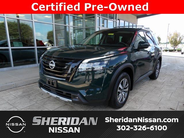 2023 Nissan Pathfinder SL