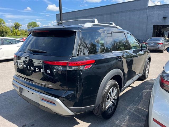 2023 Nissan Pathfinder SL