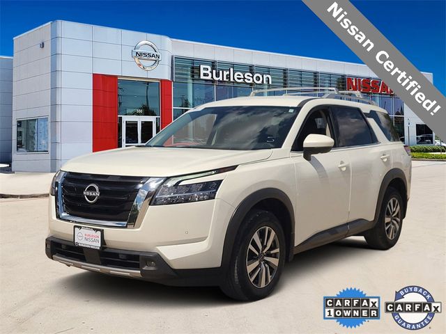 2023 Nissan Pathfinder SL