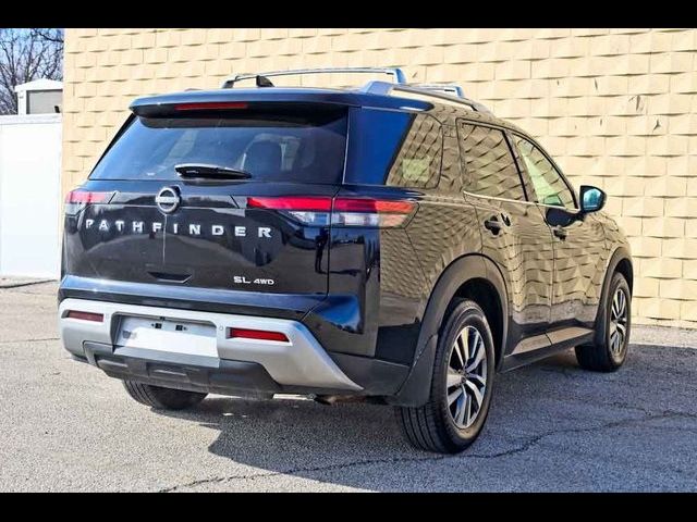 2023 Nissan Pathfinder SL