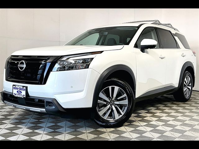 2023 Nissan Pathfinder SL