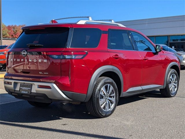 2023 Nissan Pathfinder SL