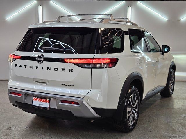 2023 Nissan Pathfinder SL