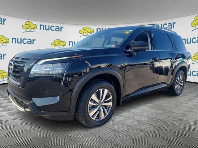 2023 Nissan Pathfinder SL