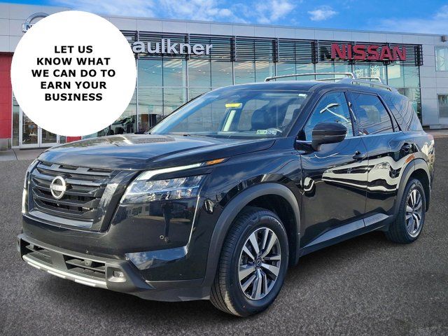 2023 Nissan Pathfinder SL