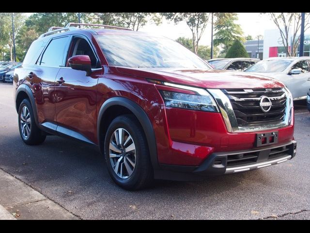 2023 Nissan Pathfinder SL