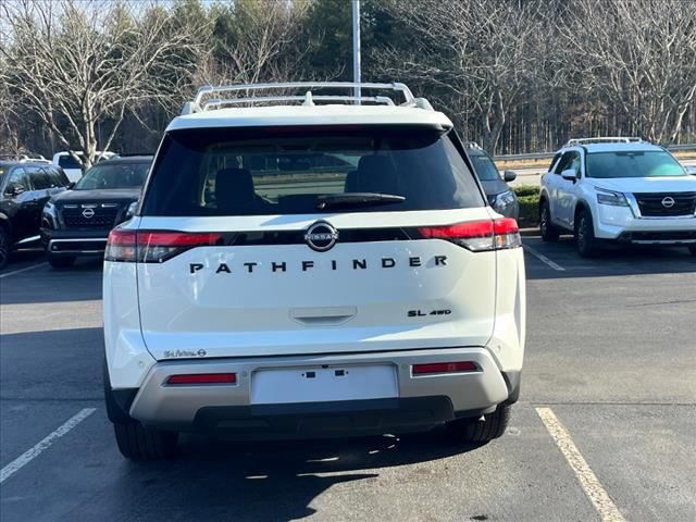 2023 Nissan Pathfinder SL