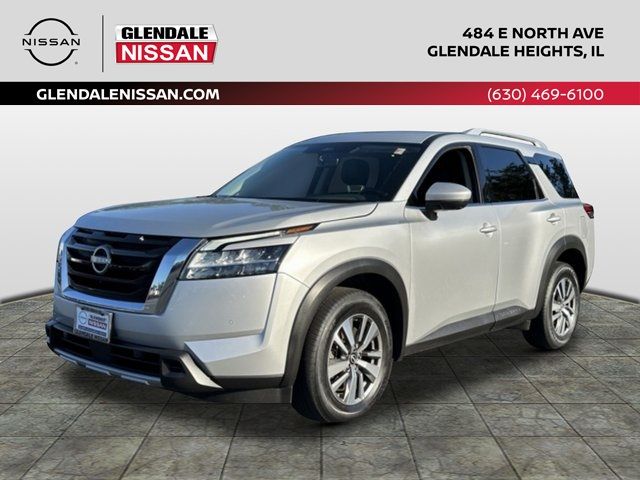 2023 Nissan Pathfinder SL