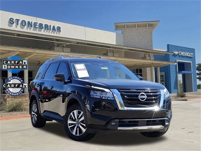 2023 Nissan Pathfinder SL