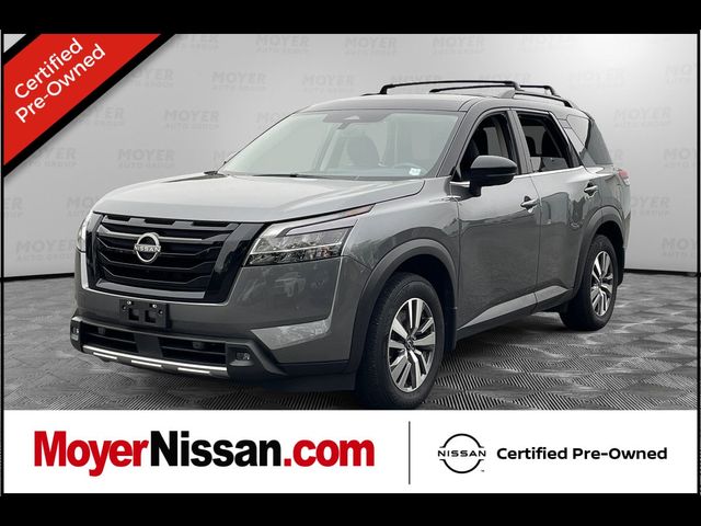 2023 Nissan Pathfinder SL