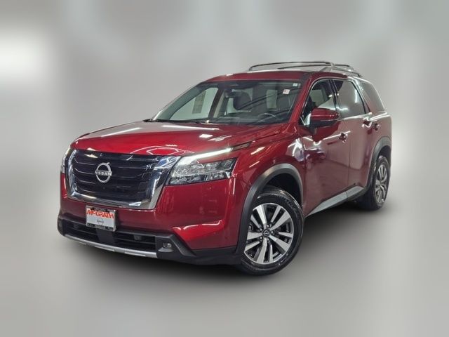 2023 Nissan Pathfinder SL