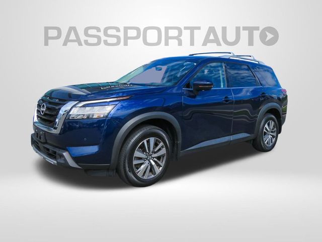 2023 Nissan Pathfinder SL