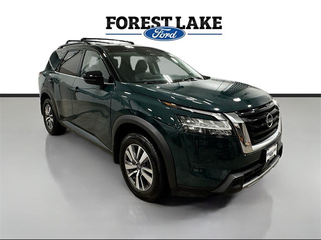 2023 Nissan Pathfinder SL