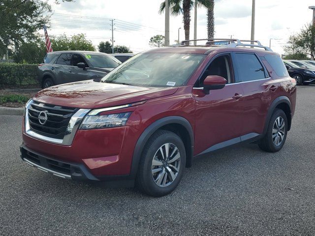 2023 Nissan Pathfinder SL