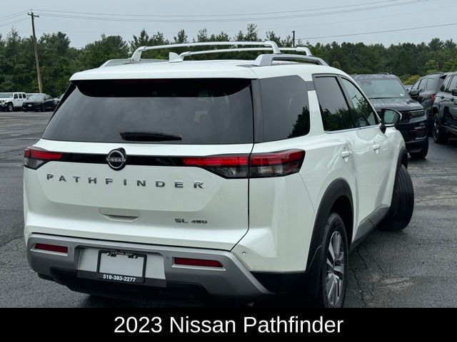 2023 Nissan Pathfinder SL