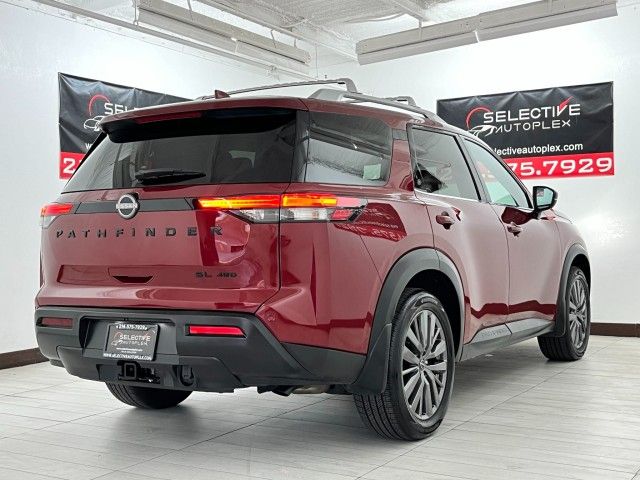 2023 Nissan Pathfinder SL