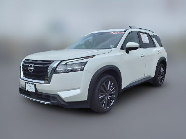 2023 Nissan Pathfinder SL